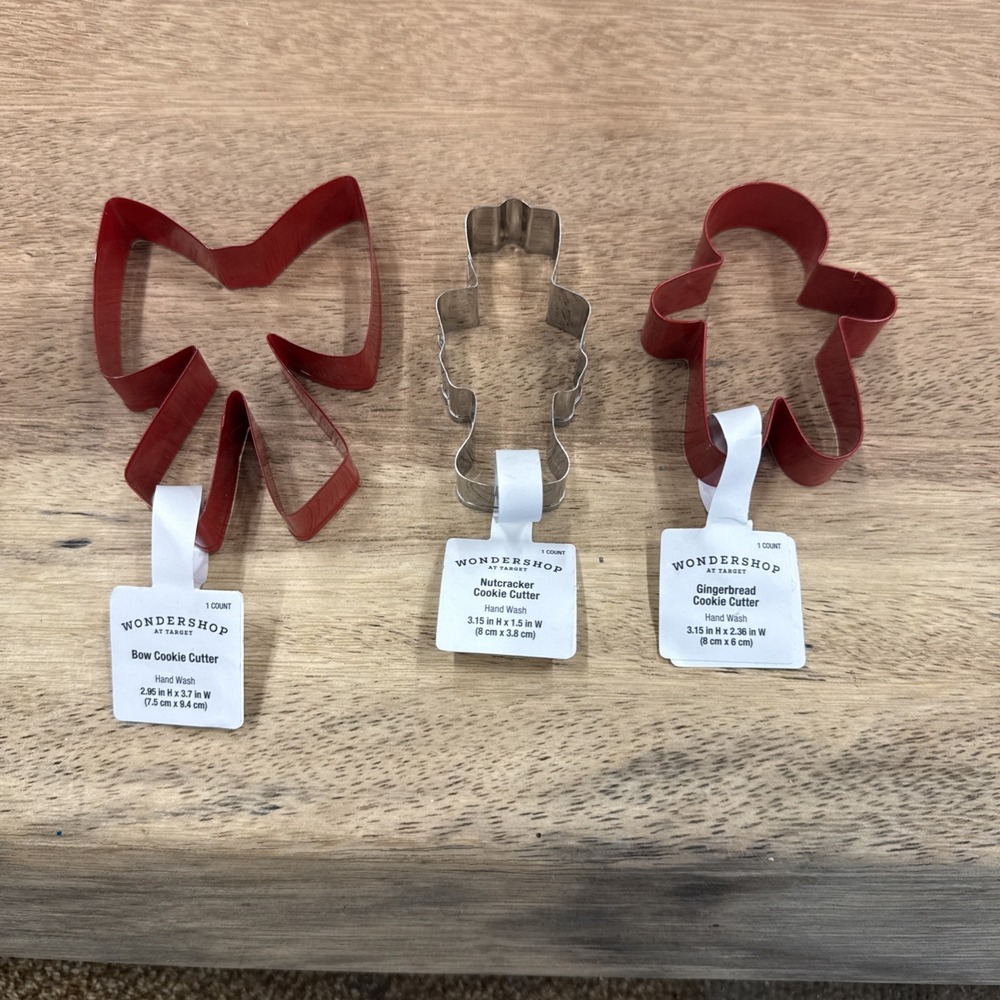 Christmas Cookie Cutouts Gingerbread Man Nutcracker Bowtie Set Of 3